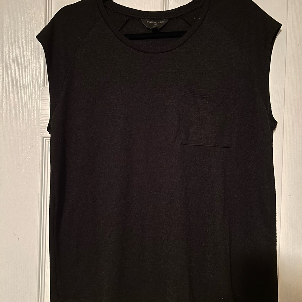 Banana Republic Luxespun Black Top